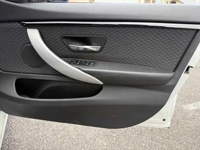 ���h�A�g����