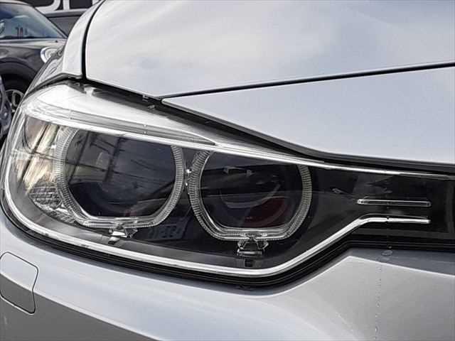 ���w�b�h���C�g