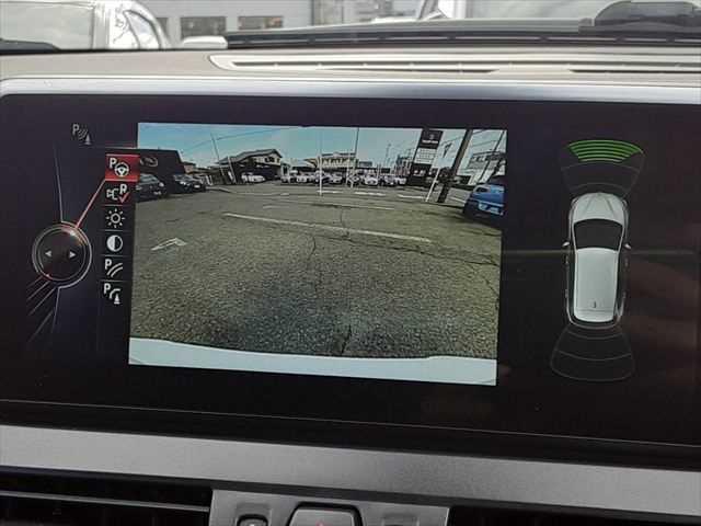 ���o�b�N�J����