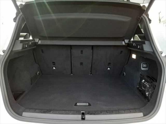 �����Q�b�W�X�y�[�X