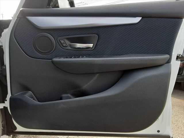 ���h�A�g����