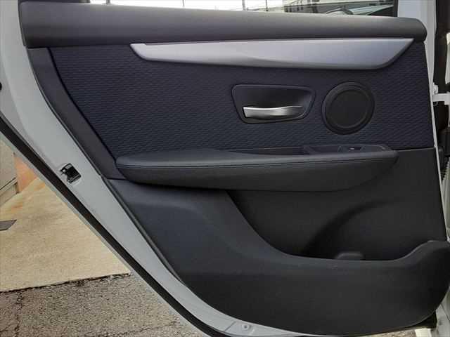 ���h�A�g����