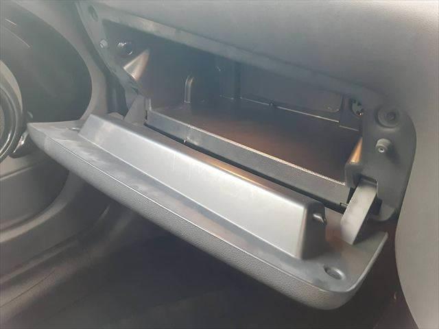 ＭＩＮＩ クーパーＳ　ペッパーパッケージ　ＬＥＤヘッドライト　純正ＨＤＤナビ　Ｂｌｕｅｔｏｏｔｈ　キーレスエントリー　禁煙車　オートライト　ＭＴモード付　純正１６インチアルミホイール　アイドリングストップ　ミラー型ＥＴＣ（40枚目）