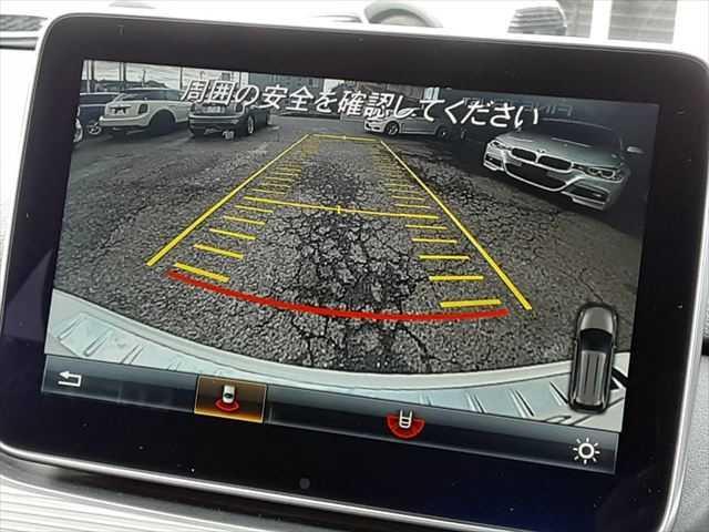 ���o�b�N�J����