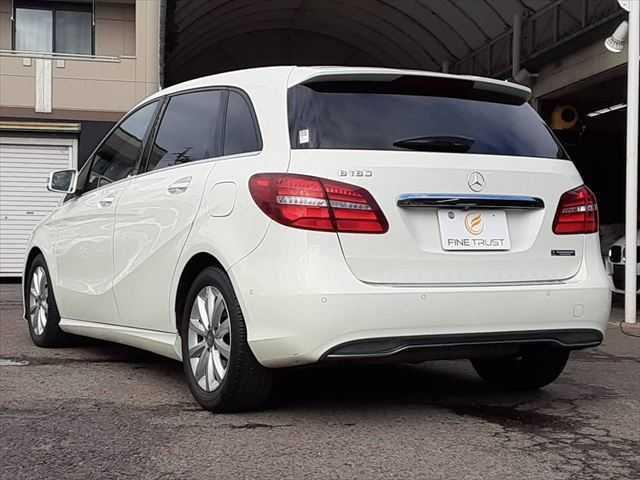 ���Ԃł��z���̏ꍇ�A�����P�X���t����C���^�[���疼�É����ʂɖ�T���B�d�Ԃł��z���̏ꍇ�A�Ŋ��w�u�i�q�t����w�v�ɂȂ�܂��B