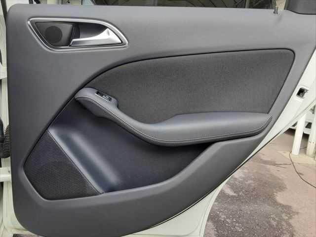 ���h�A�g����