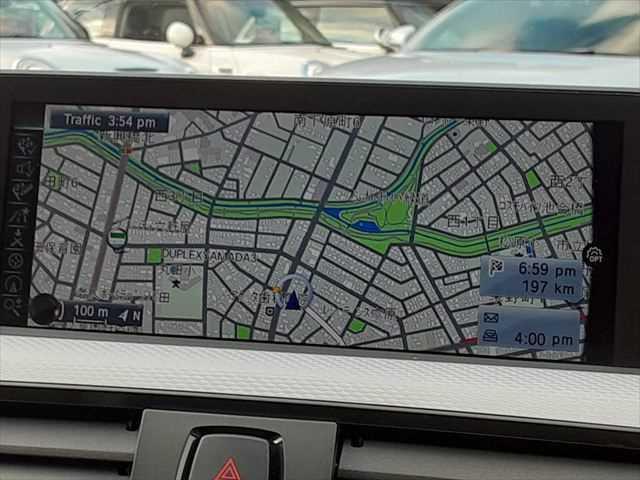 4シリーズ 420iクーペ Mスポーツ 本革シート アダプティブクルーズコントロール 純正HDDナビ バックカメラ Bluetooth 禁煙車 ディスチャージヘッドランプ シートヒーター スマートキー 純正18インチアルミホイール(4枚目)