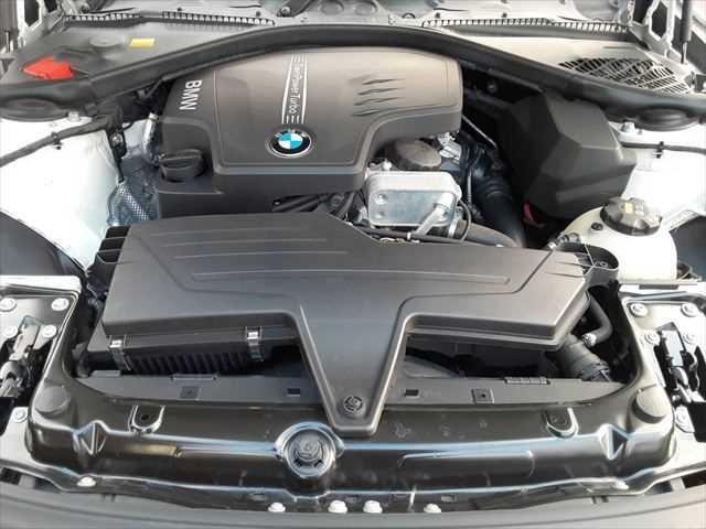 4シリーズ 420iクーペ Mスポーツ 本革シート アダプティブクルーズコントロール 純正HDDナビ バックカメラ Bluetooth 禁煙車 ディスチャージヘッドランプ シートヒーター スマートキー 純正18インチアルミホイール(30枚目)