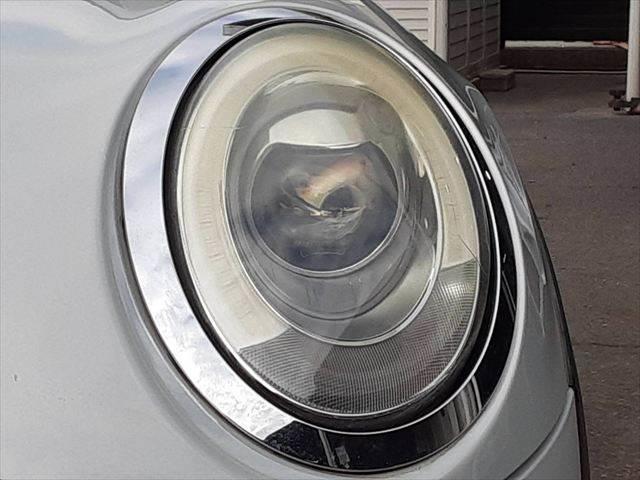 ＭＩＮＩ クーパーＳ　ペッパーパッケージ　純正ＨＤＤナビ　ＬＥＤヘッドライト　Ｂｌｕｅｔｏｏｔｈ　オートライト　禁煙車　ＭＴモード付シフト　純正１６インチアルミホイール　ミラー型ＥＴＣ　ミュージックサーバー　ＵＳＢポート（21枚目）