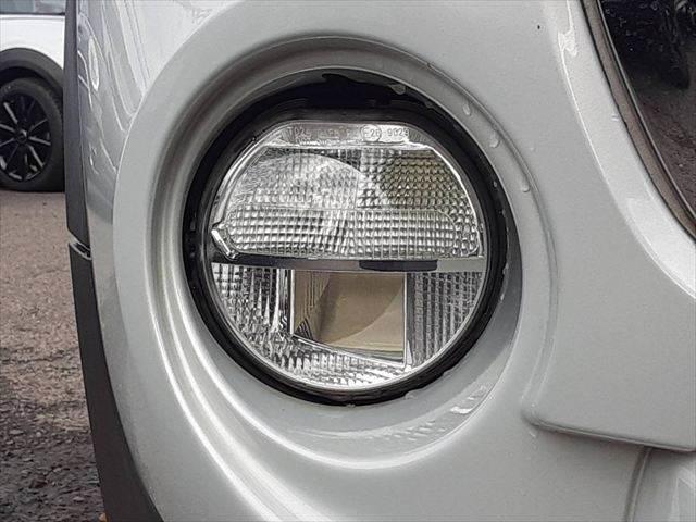 ＭＩＮＩ クーパーＳ　ペッパーパッケージ　純正ＨＤＤナビ　ＬＥＤヘッドライト　Ｂｌｕｅｔｏｏｔｈ　オートライト　禁煙車　ＭＴモード付シフト　純正１６インチアルミホイール　ミラー型ＥＴＣ　ミュージックサーバー　ＵＳＢポート（22枚目）