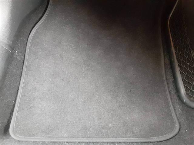 ＭＩＮＩ クーパーＳ　ペッパーパッケージ　純正ＨＤＤナビ　ＬＥＤヘッドライト　Ｂｌｕｅｔｏｏｔｈ　オートライト　禁煙車　ＭＴモード付シフト　純正１６インチアルミホイール　ミラー型ＥＴＣ　ミュージックサーバー　ＵＳＢポート（42枚目）