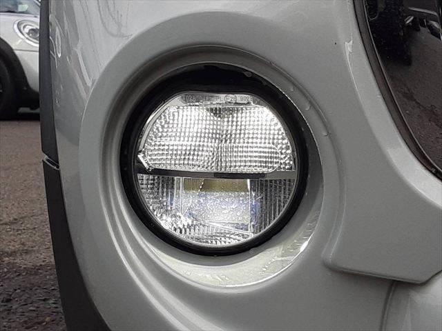 ＭＩＮＩ クーパーＳ　ペッパーパッケージ　純正ＨＤＤナビ　ＬＥＤヘッドライト　Ｂｌｕｅｔｏｏｔｈ　オートライト　禁煙車　ＭＴモード付シフト　純正１６インチアルミホイール　ミラー型ＥＴＣ　ミュージックサーバー　ＵＳＢポート（48枚目）