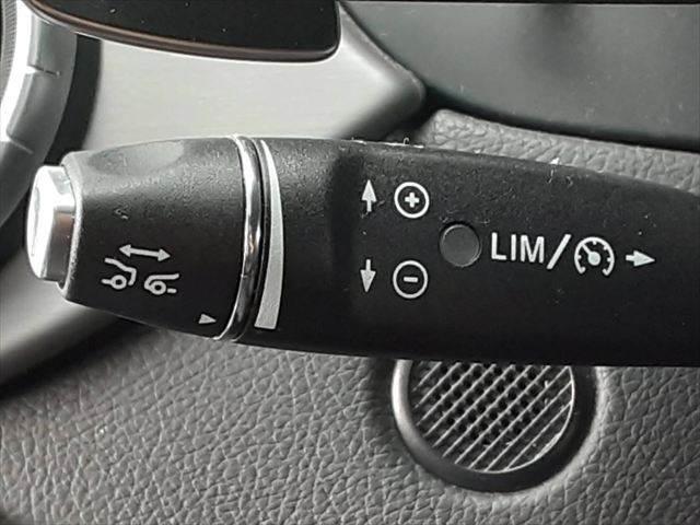 ���A�_�v�e�B�u�N���[�Y�R���g���[��