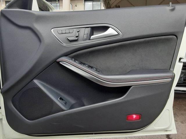 ���h�A�g����