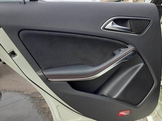 ���h�A�g����