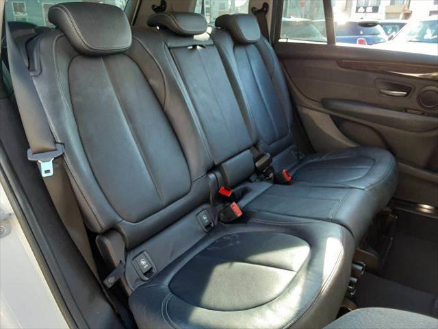 2シリーズ 218d Luxury アドバンドアクティセーフティPKG(8枚目)