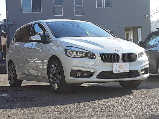 2シリーズ 218d Luxury アドバンドアクティセーフティPKG(15枚目)