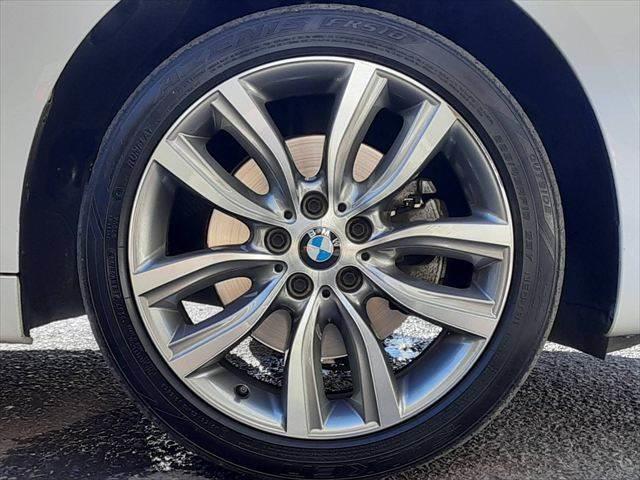 2シリーズ 218d Luxury アドバンドアクティセーフティPKG(28枚目)