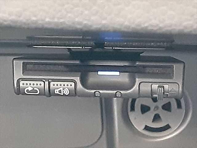 ＭＩＮＩ ワン　フェイバリットスタイル　クールパッケージ　純正ＨＤＤナビ　Ｂｌｕｅｔｏｏｔｈ　純正１５インチアルミホイール　禁煙車　Ｂｌｕｅｔｏｏｔｈ　キーレスエントリー　ＭＴモード付オートマチックシフト（37枚目）