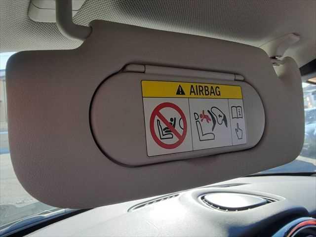 ＭＩＮＩ ワン　フェイバリットスタイル　クールパッケージ　純正ＨＤＤナビ　Ｂｌｕｅｔｏｏｔｈ　純正１５インチアルミホイール　禁煙車　Ｂｌｕｅｔｏｏｔｈ　キーレスエントリー　ＭＴモード付オートマチックシフト（42枚目）