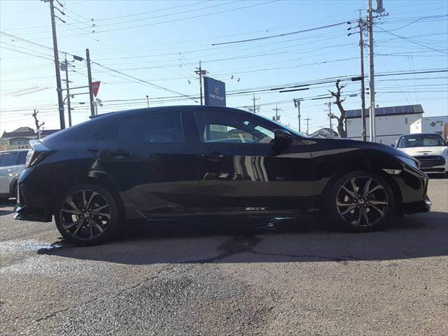 �P�R�N�o�߁A�P�O�����������̎ԗ��ł���΍Œ��Q�N�Ԃ̕ۏ؂ɂ��������������܂��B���Ԓ��̑��s�����A�C���񐔂͂Ȃ�Ɩ����������A���Օi�ȊO��ΏۂƂ����L�͈͂̕ۏ؃v���������p�ӂ������Ă���܂��B