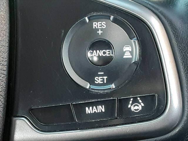 �����[�_�[�N���[�Y�R���g���[��