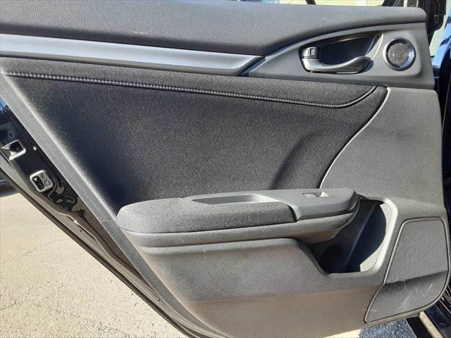 ���h�A�g����