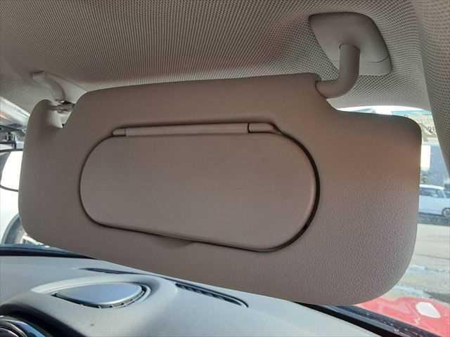 ＭＩＮＩ クーパーＤ　ペッパーＰＫＧ　スマートキー　ＬＥＤヘッドライト　バックカメラ　障害物センサー　禁煙車　純正ＨＤＤナビ　Ｂｌｕｅｔｏｏｔｈ　ＥＴＣ　純正１５インチアルミホイール　ＭＴモード付　盗難防止装置（35枚目）