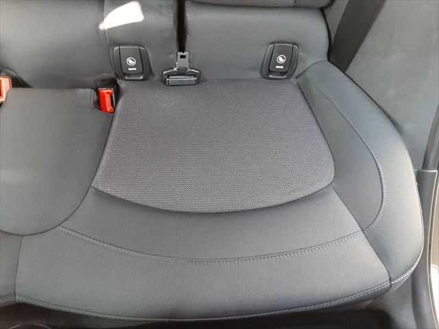 ＭＩＮＩ クーパーＤ　ペッパーＰＫＧ　スマートキー　ＬＥＤヘッドライト　バックカメラ　障害物センサー　禁煙車　純正ＨＤＤナビ　Ｂｌｕｅｔｏｏｔｈ　ＥＴＣ　純正１５インチアルミホイール　ＭＴモード付　盗難防止装置（52枚目）