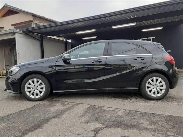 �X�ܕ~�n���ɒ��ԃX�y�[�X���������܂��B���Ԃł̂���������l���̕��͂����S����������