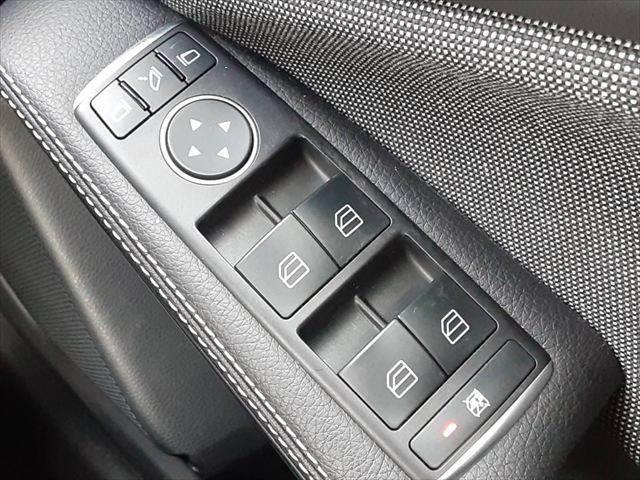 ���p���[�E�B���h�E