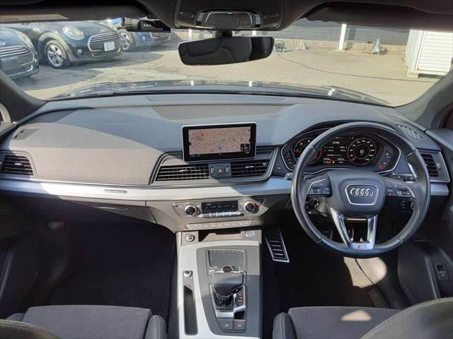 ���C���p�l����