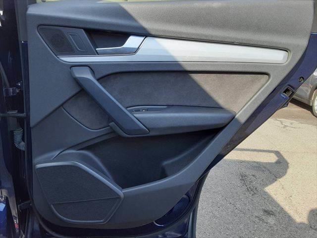 ���h�A�g����