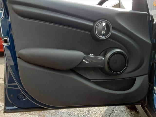 ���h�A�g����