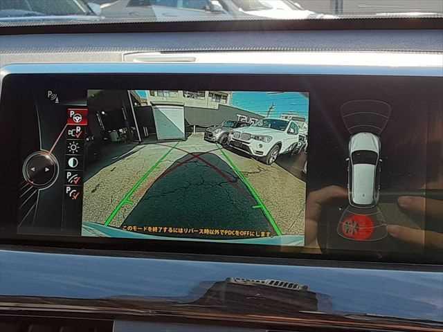 ���o�b�N�J����