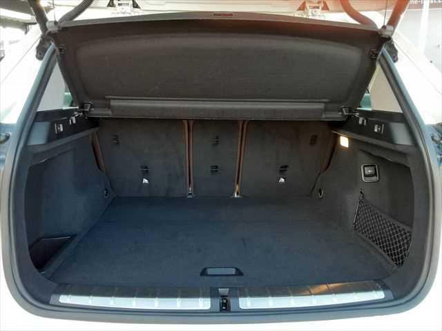 �����Q�b�W�X�y�[�X