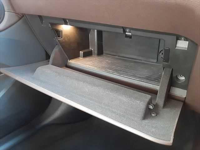 ���O���[�u�{�b�N�X