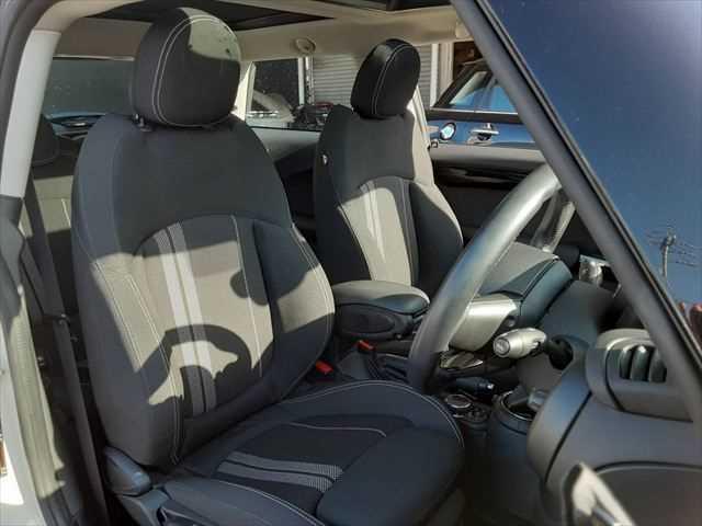 ���^�]�ȑ��P��ڃV�[�g