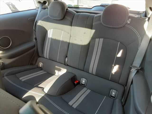 ������ȑ��Q��ڃV�[�g