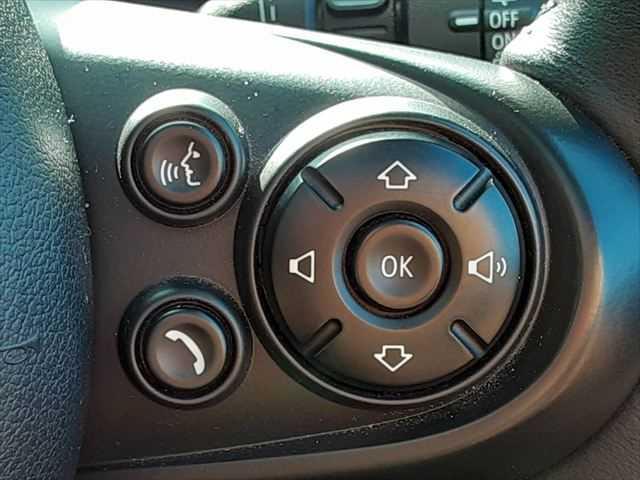 ���X�e�A�����O�X�C�b�`