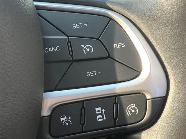 ���A�_�v�e�B�u�N���[�Y�R���g���[��