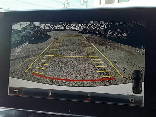 ���o�b�N�J����