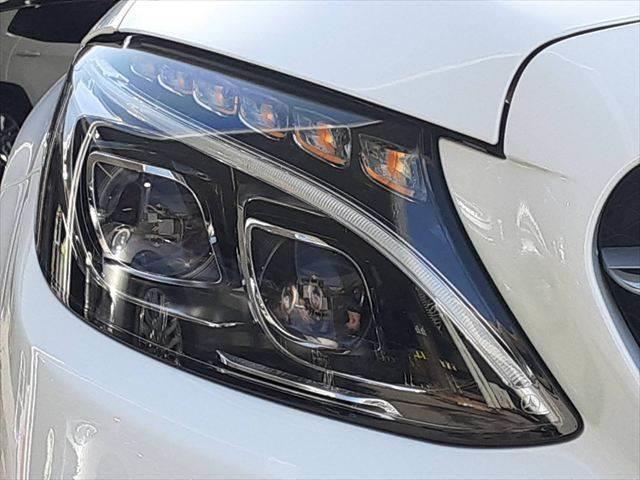 ���E�w�b�h���C�g