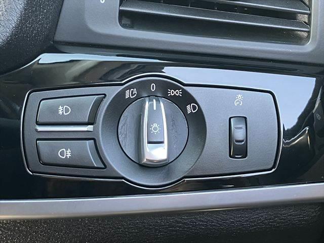 ���w�b�h���C�g�X�C�b�`