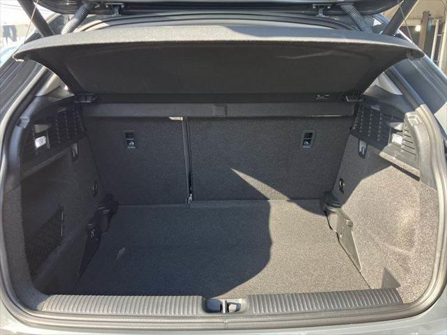 �����Q�b�W�X�y�[�X