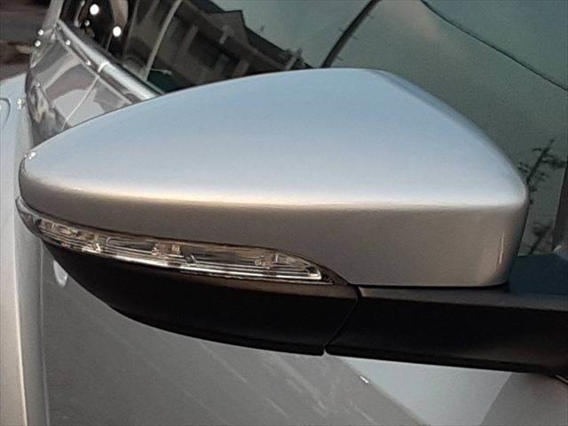 ザ・ビートル デザイン　クルーズコントロール　純正ＳＤナビ　ディスチャージヘッドランプ　バックカメラ　クリアランスソナー　禁煙車　地デジテレビ　Ｂｌｕｅｔｏｏｔｈ　ＭＴモード付シフト　ミュージックサーバー　キーレス（25枚目）