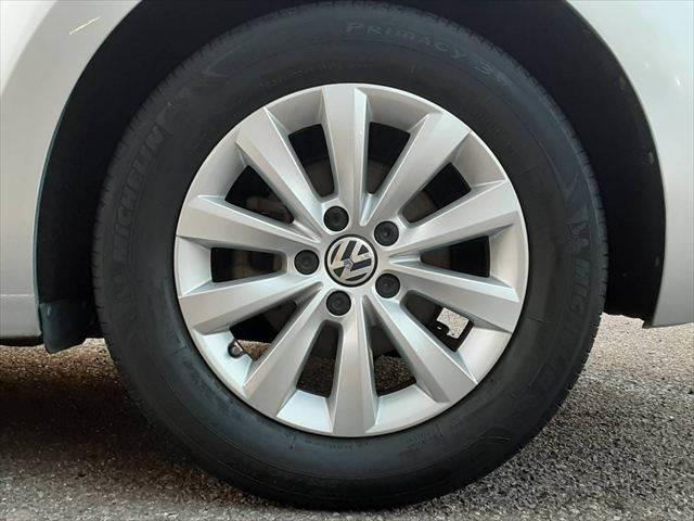 ザ・ビートル デザイン　クルーズコントロール　純正ＳＤナビ　ディスチャージヘッドランプ　バックカメラ　クリアランスソナー　禁煙車　地デジテレビ　Ｂｌｕｅｔｏｏｔｈ　ＭＴモード付シフト　ミュージックサーバー　キーレス（27枚目）