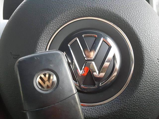 ザ・ビートル デザイン　クルーズコントロール　純正ＳＤナビ　ディスチャージヘッドランプ　バックカメラ　クリアランスソナー　禁煙車　地デジテレビ　Ｂｌｕｅｔｏｏｔｈ　ＭＴモード付シフト　ミュージックサーバー　キーレス（39枚目）