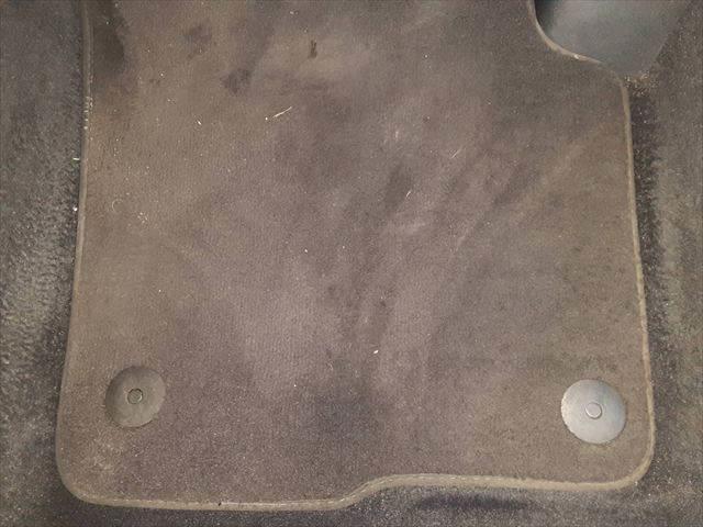 ザ・ビートル デザイン　クルーズコントロール　純正ＳＤナビ　ディスチャージヘッドランプ　バックカメラ　クリアランスソナー　禁煙車　地デジテレビ　Ｂｌｕｅｔｏｏｔｈ　ＭＴモード付シフト　ミュージックサーバー　キーレス（41枚目）