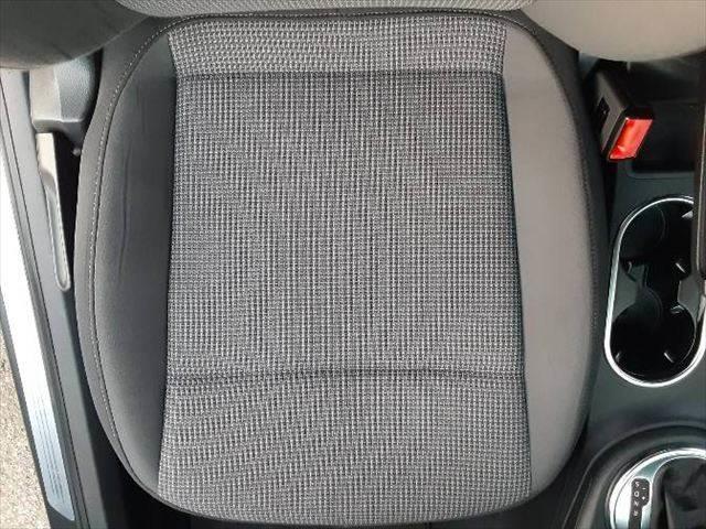 ザ・ビートル デザイン　クルーズコントロール　純正ＳＤナビ　ディスチャージヘッドランプ　バックカメラ　クリアランスソナー　禁煙車　地デジテレビ　Ｂｌｕｅｔｏｏｔｈ　ＭＴモード付シフト　ミュージックサーバー　キーレス（51枚目）